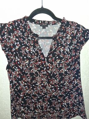 Ann Taylor Black Floral Split-Neck Flutter Sleeve Blouse
